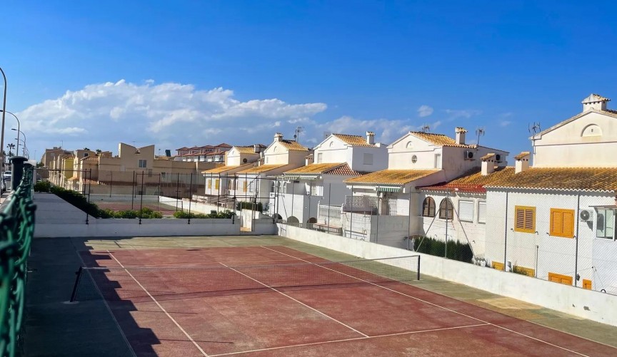 Resale - Apartment -
Torrevieja - La Mata