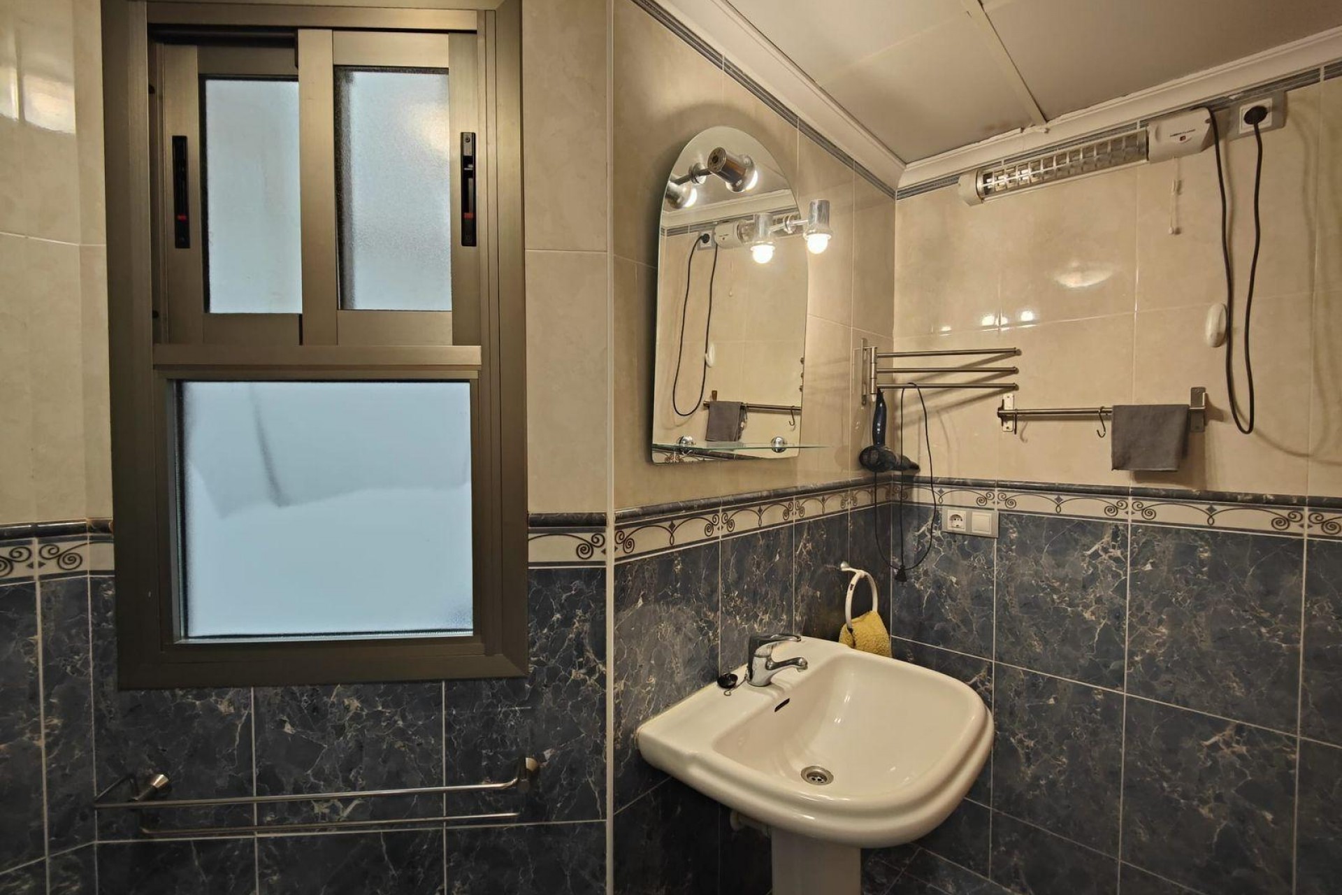 Resale - Apartment -
Torrevieja - La Mata