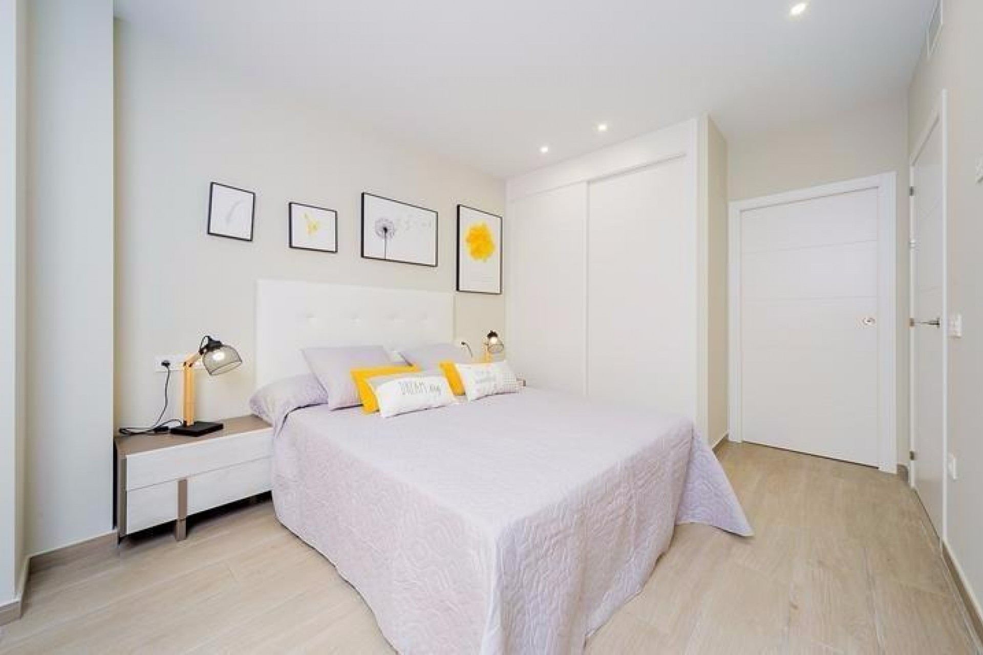 Resale - Apartment -
Torrevieja - La Mata