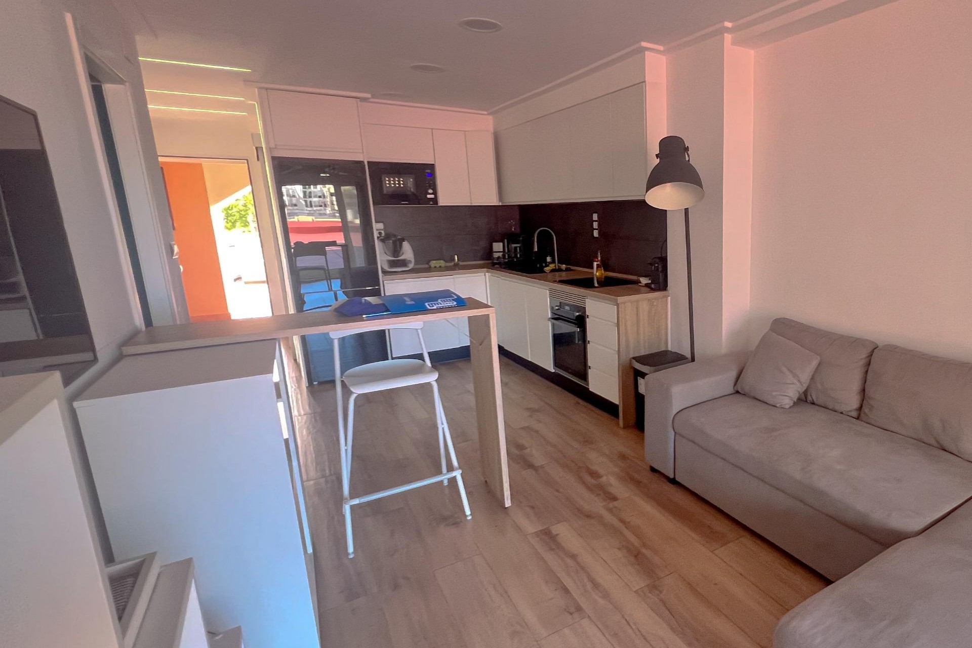 Resale - Apartment -
Torrevieja - La Veleta