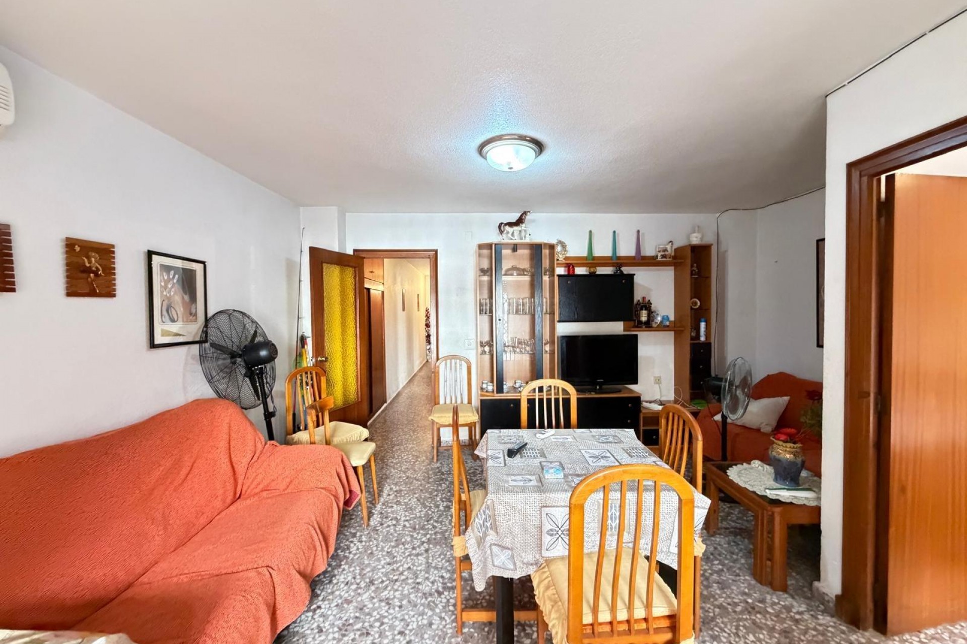 Resale - Apartment -
Torrevieja - Las Piscinas Naturales