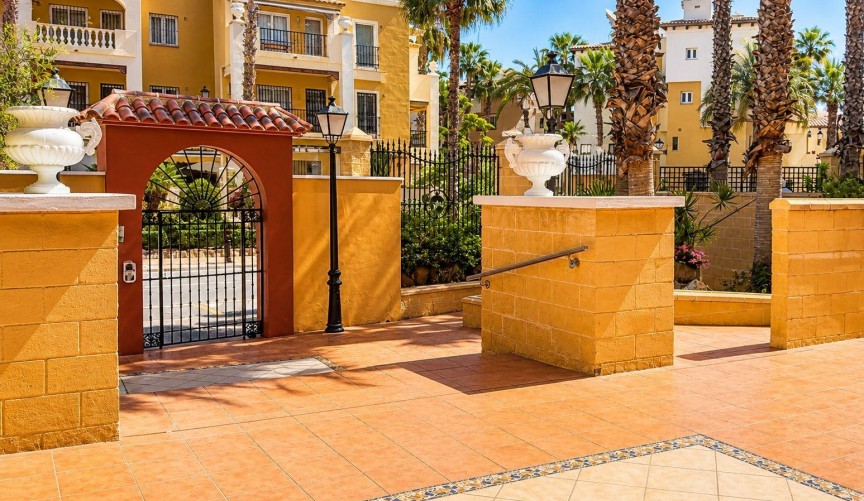 Resale - Apartment -
Torrevieja - Los Frutales