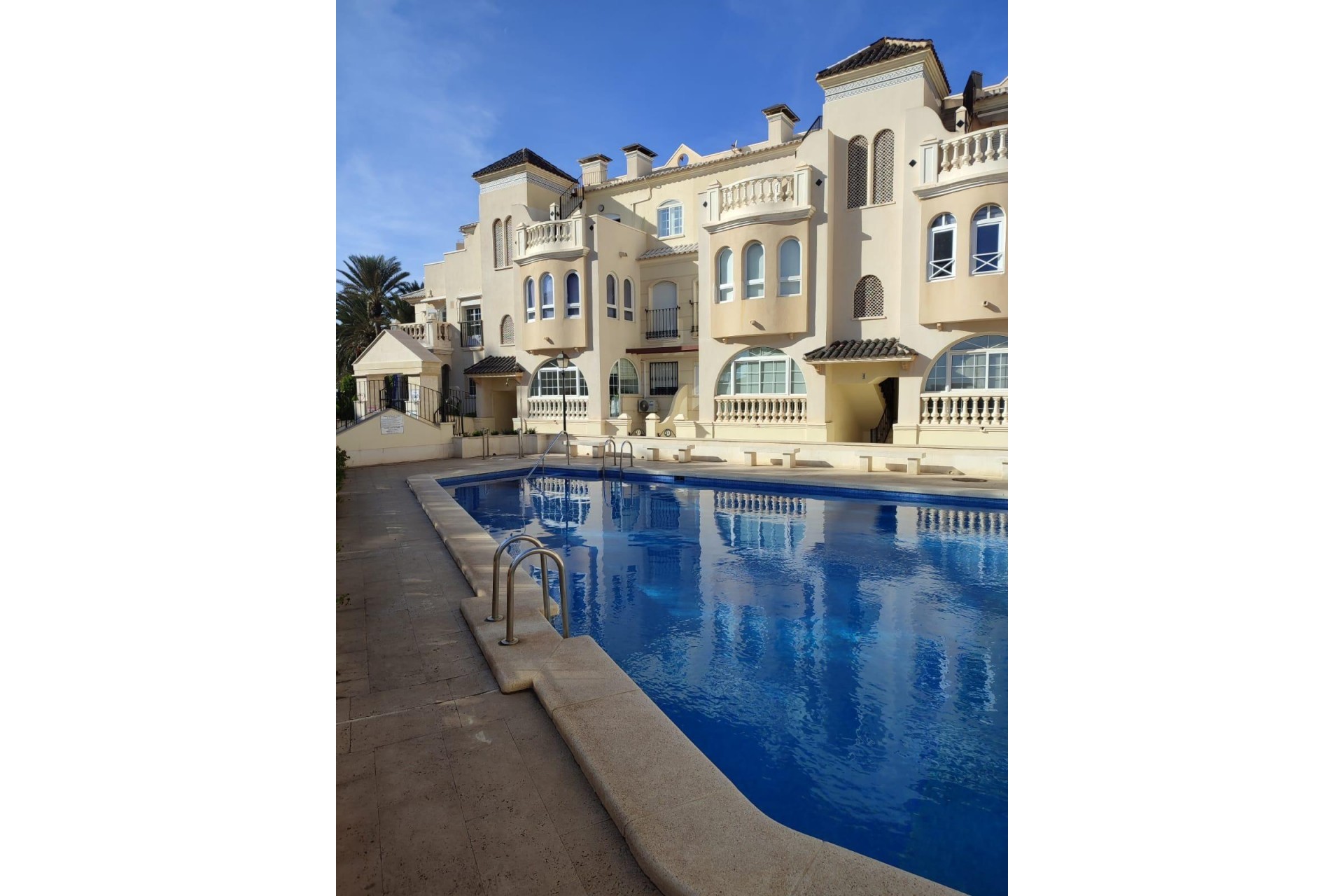 Resale - Apartment -
Torrevieja - Los Frutales