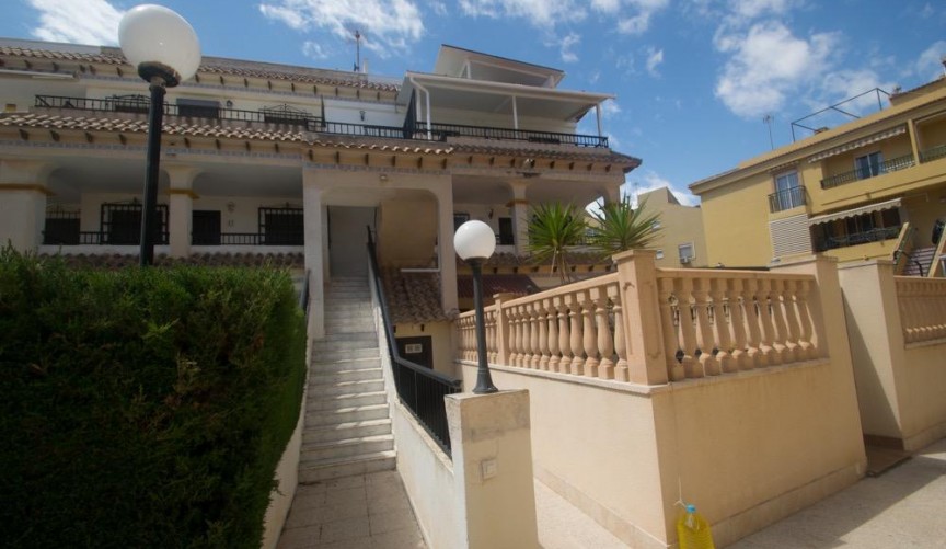 Resale - Apartment -
Torrevieja - Mar Azul