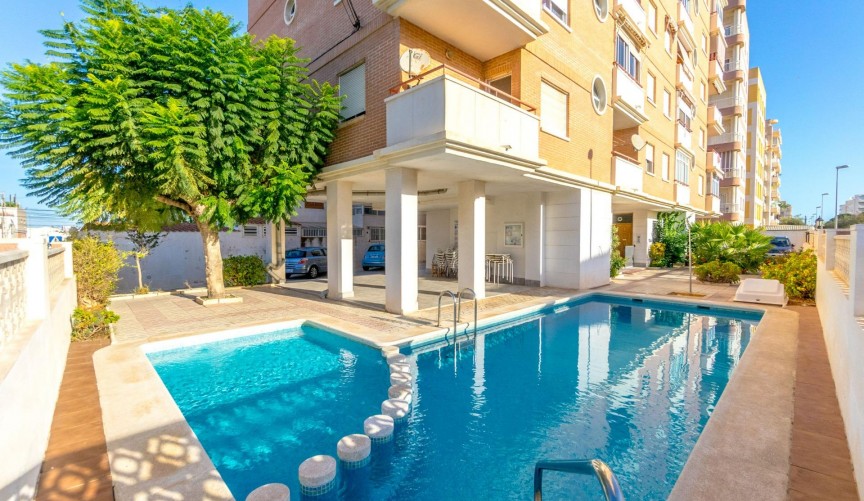 Resale - Apartment -
Torrevieja - Nueva Torrevieja