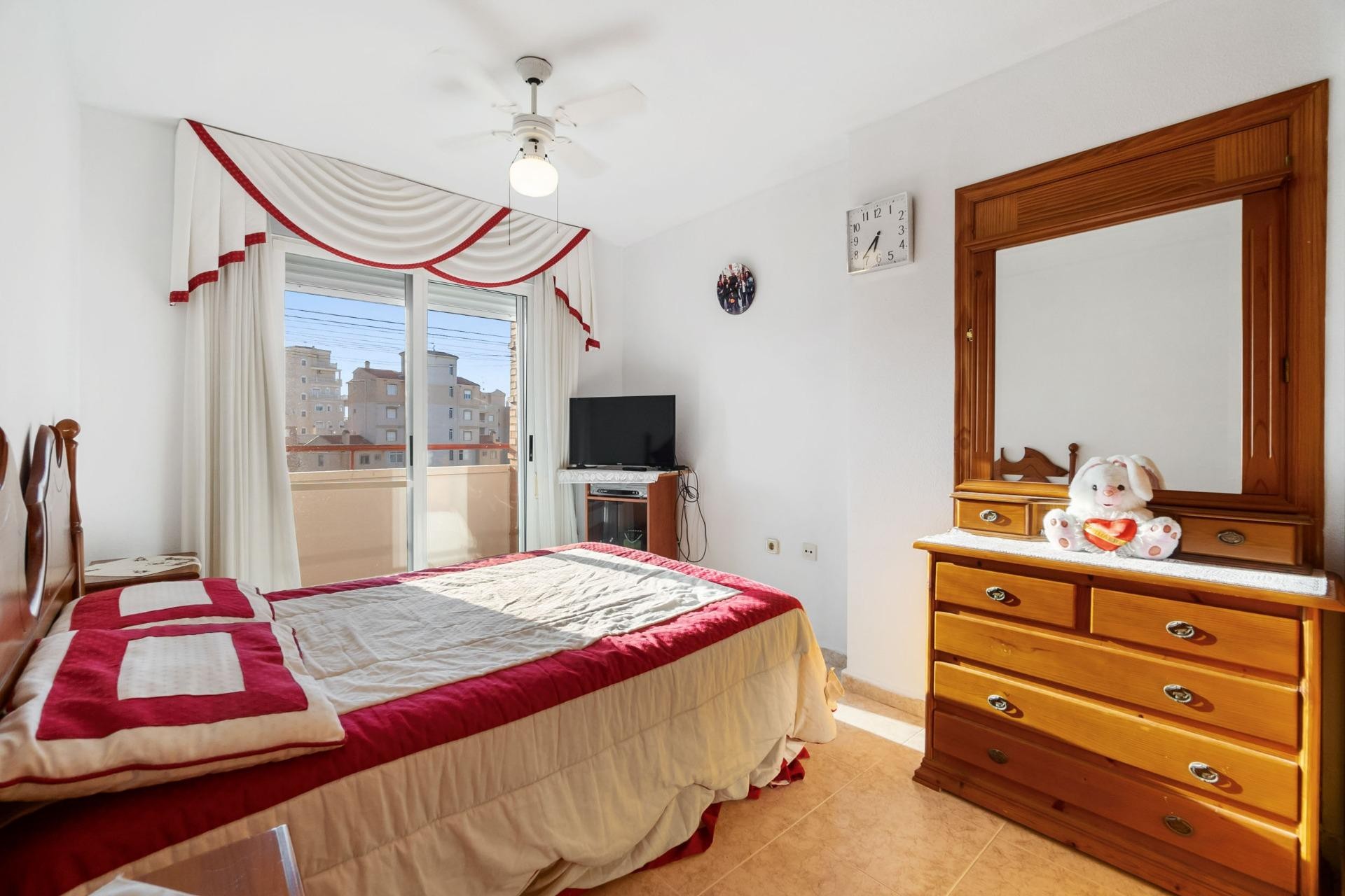 Resale - Apartment -
Torrevieja - Nueva Torrevieja