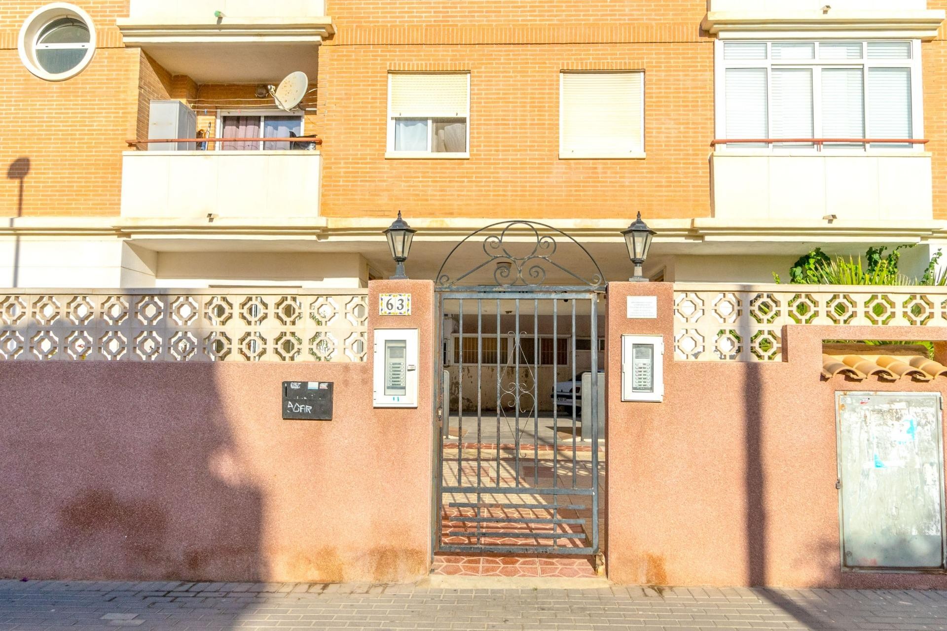 Resale - Apartment -
Torrevieja - Nueva Torrevieja