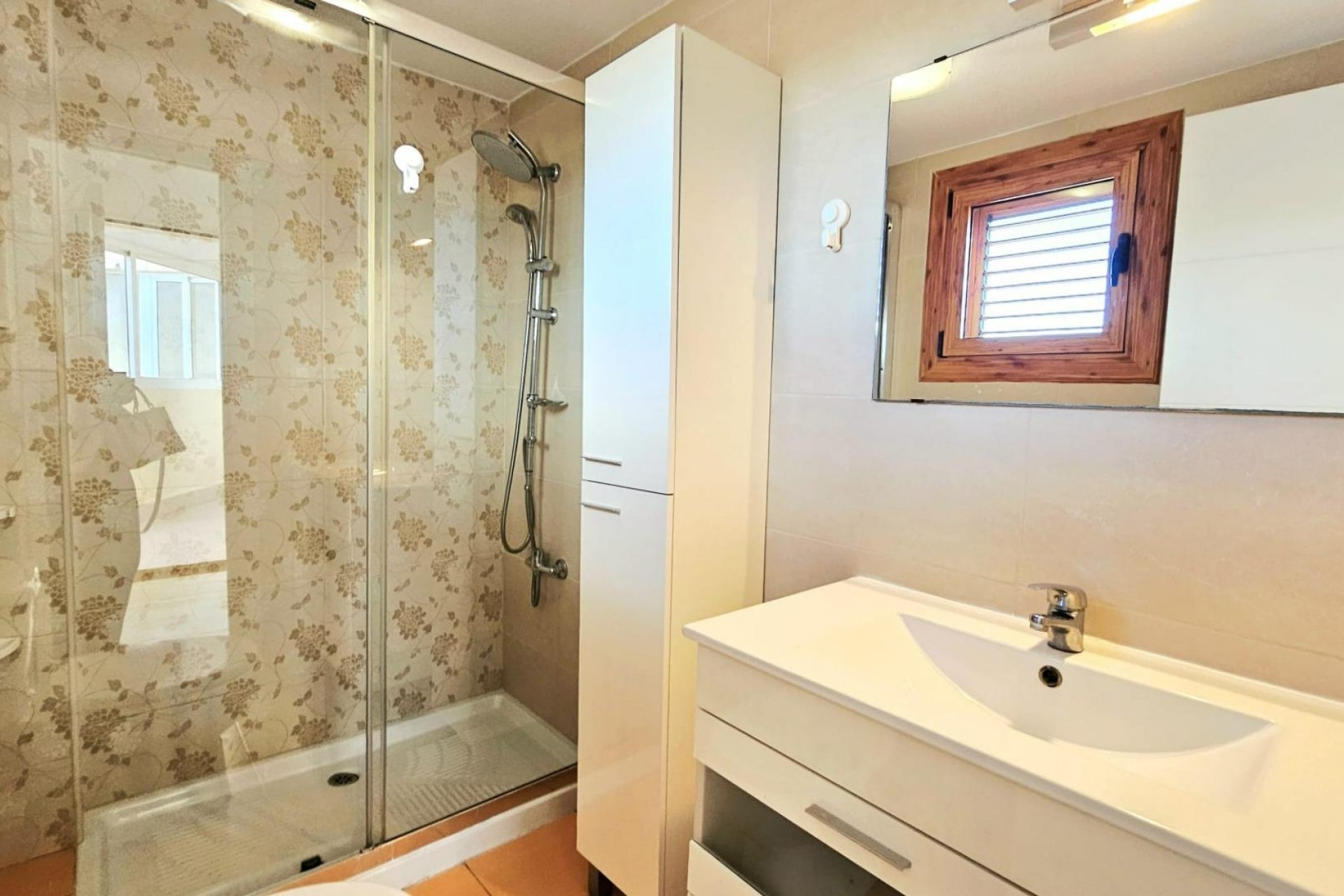 Resale - Apartment -
Torrevieja - Nueva Torrevieja