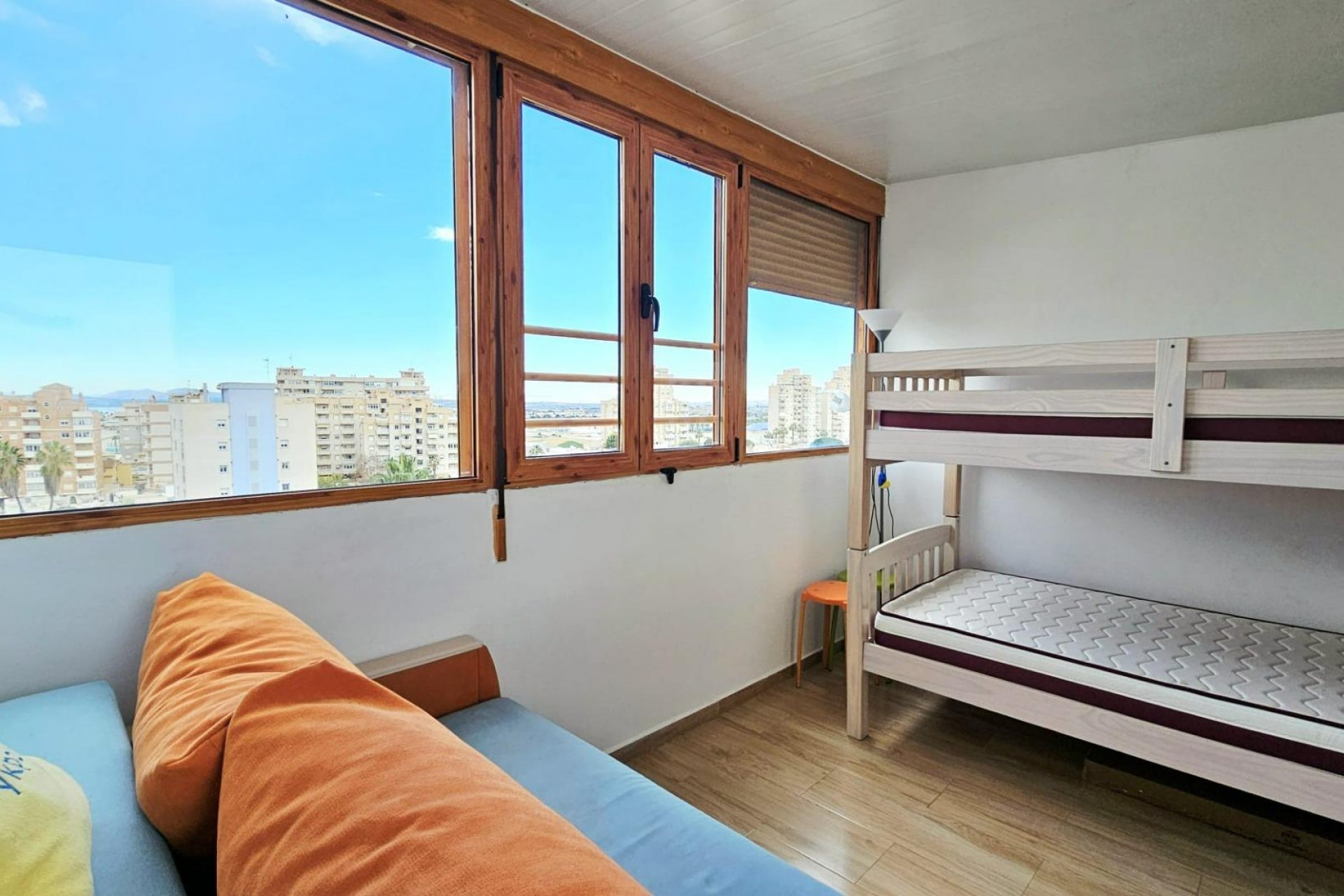 Resale - Apartment -
Torrevieja - Nueva Torrevieja