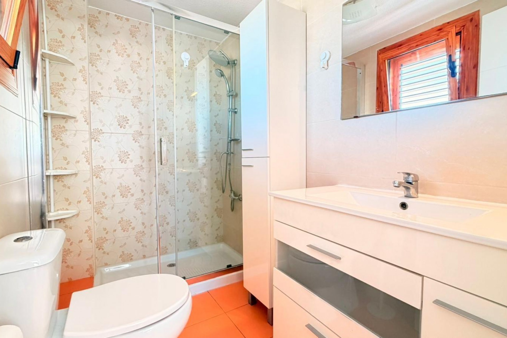 Resale - Apartment -
Torrevieja - Nueva Torrevieja