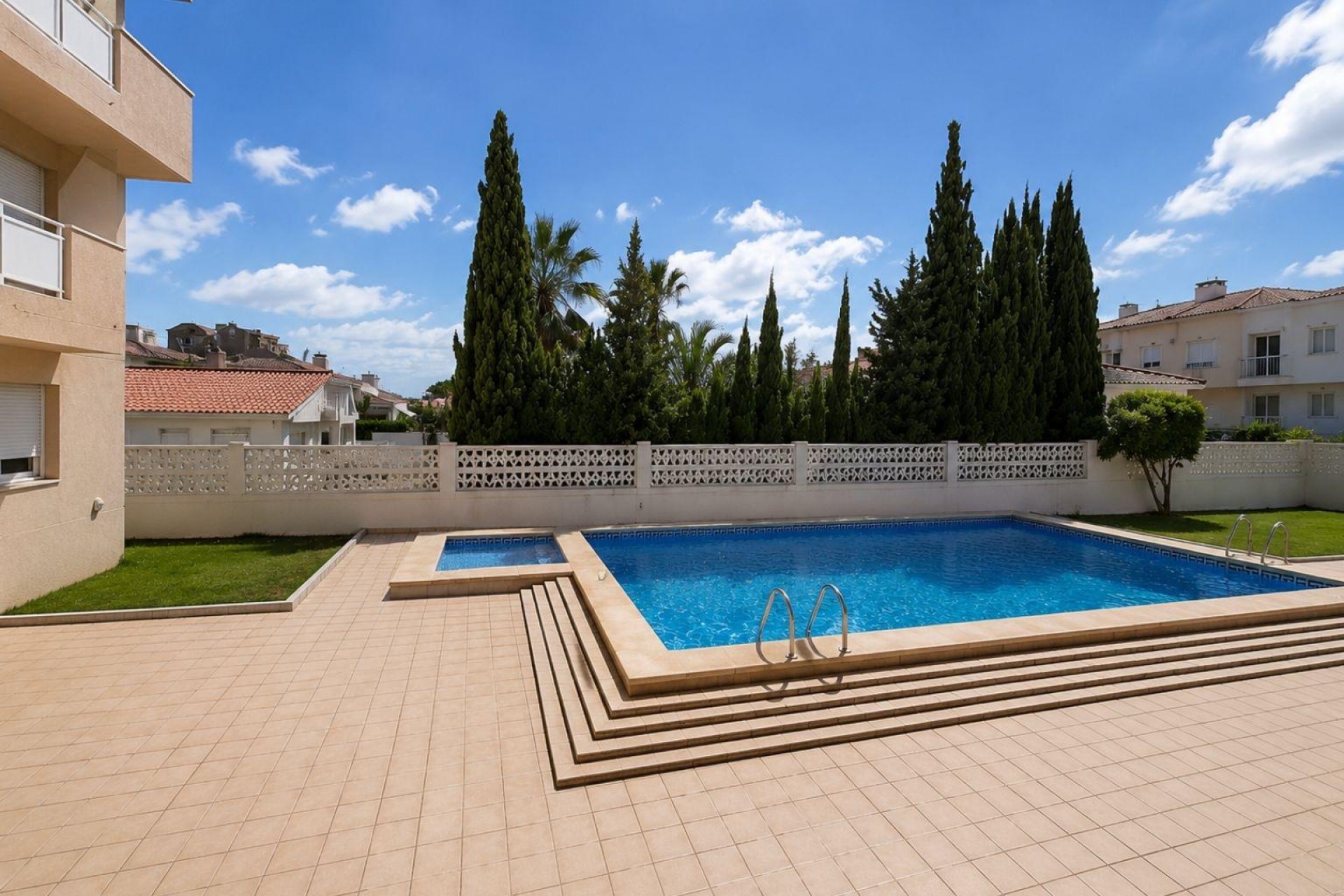 Resale - Apartment -
Torrevieja - Nueva Torrevieja