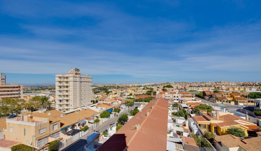 Resale - Apartment -
Torrevieja - Nueva Torrevieja
