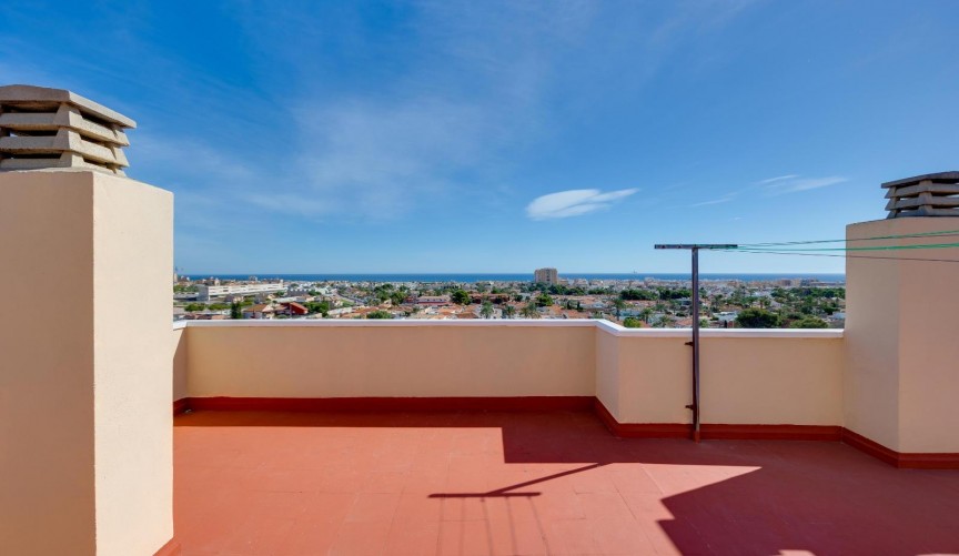 Resale - Apartment -
Torrevieja - Nueva Torrevieja