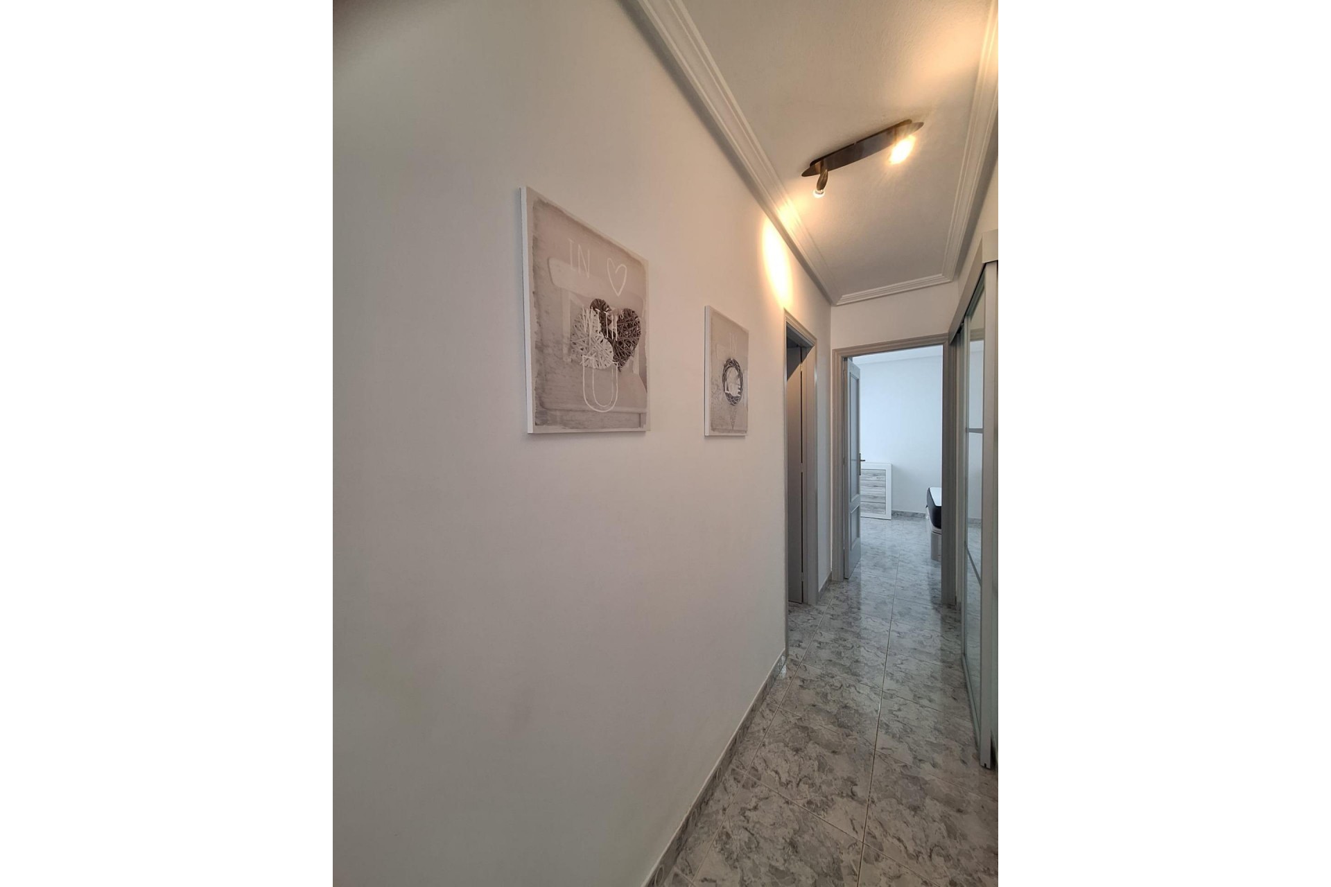 Resale - Apartment -
Torrevieja - Nueva Torrevieja