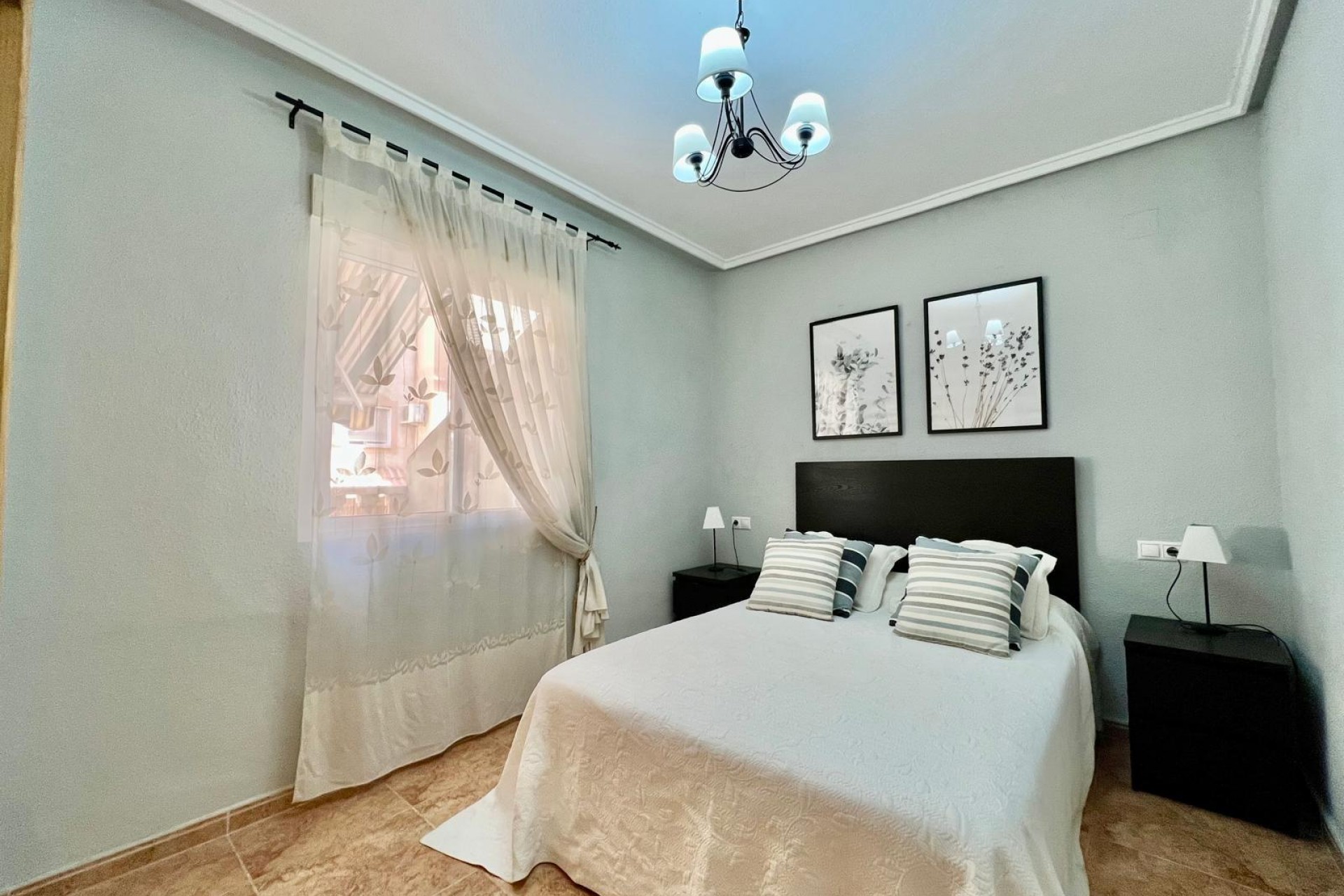 Resale - Apartment -
Torrevieja - PARQUE DE LAS NACIONES