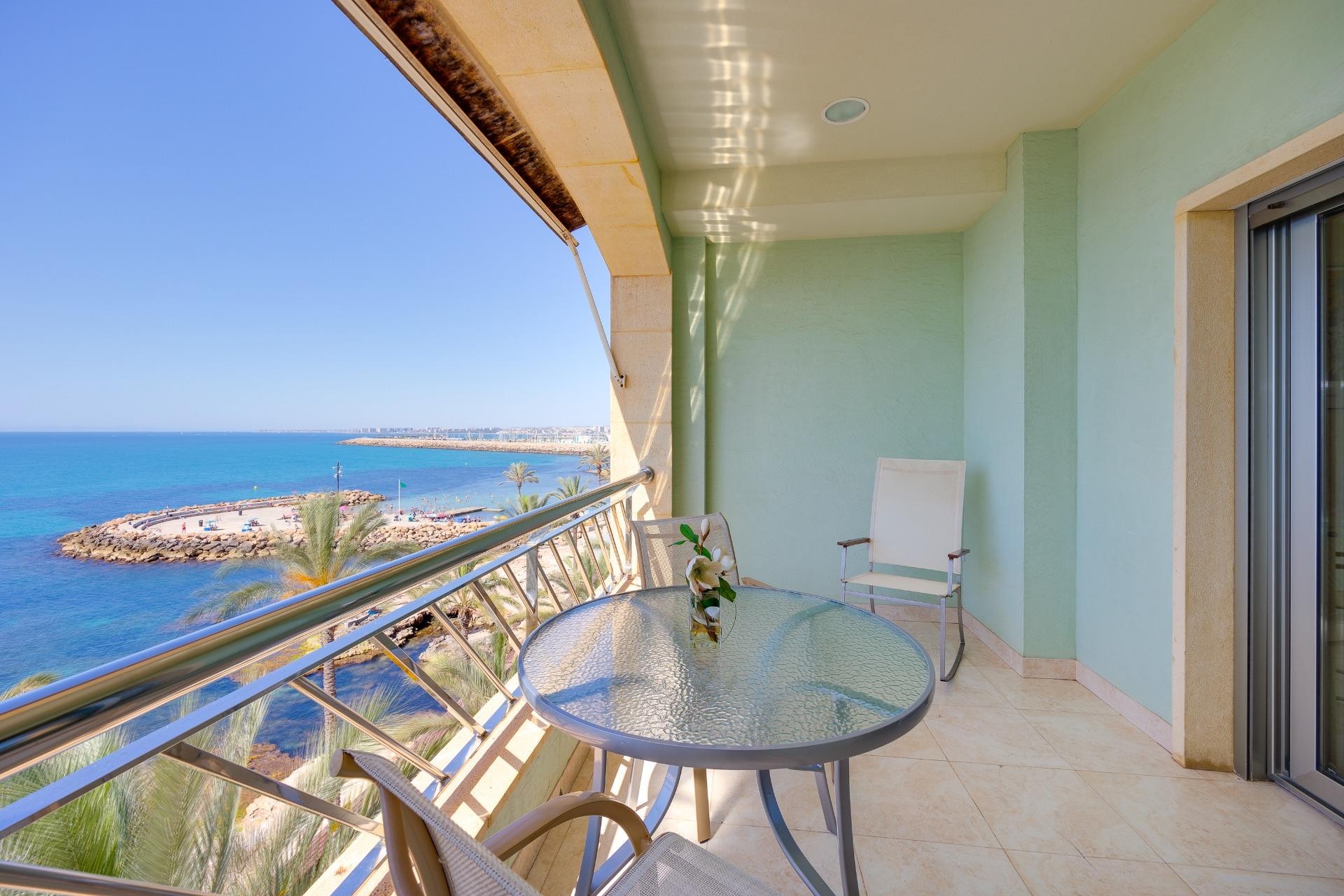 Resale - Apartment -
Torrevieja - Paseo Maritimo