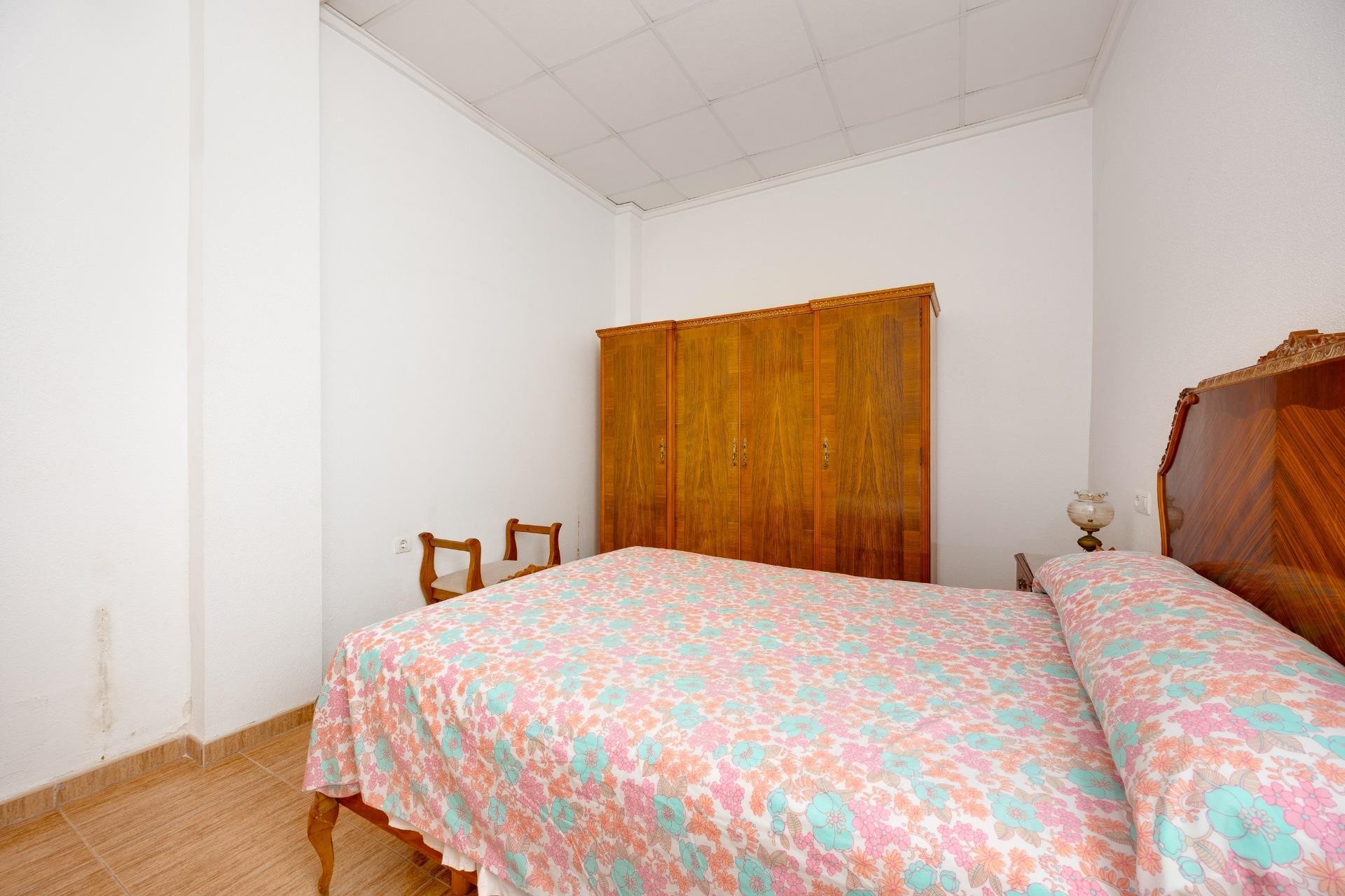 Resale - Apartment -
Torrevieja - Paseo Maritimo