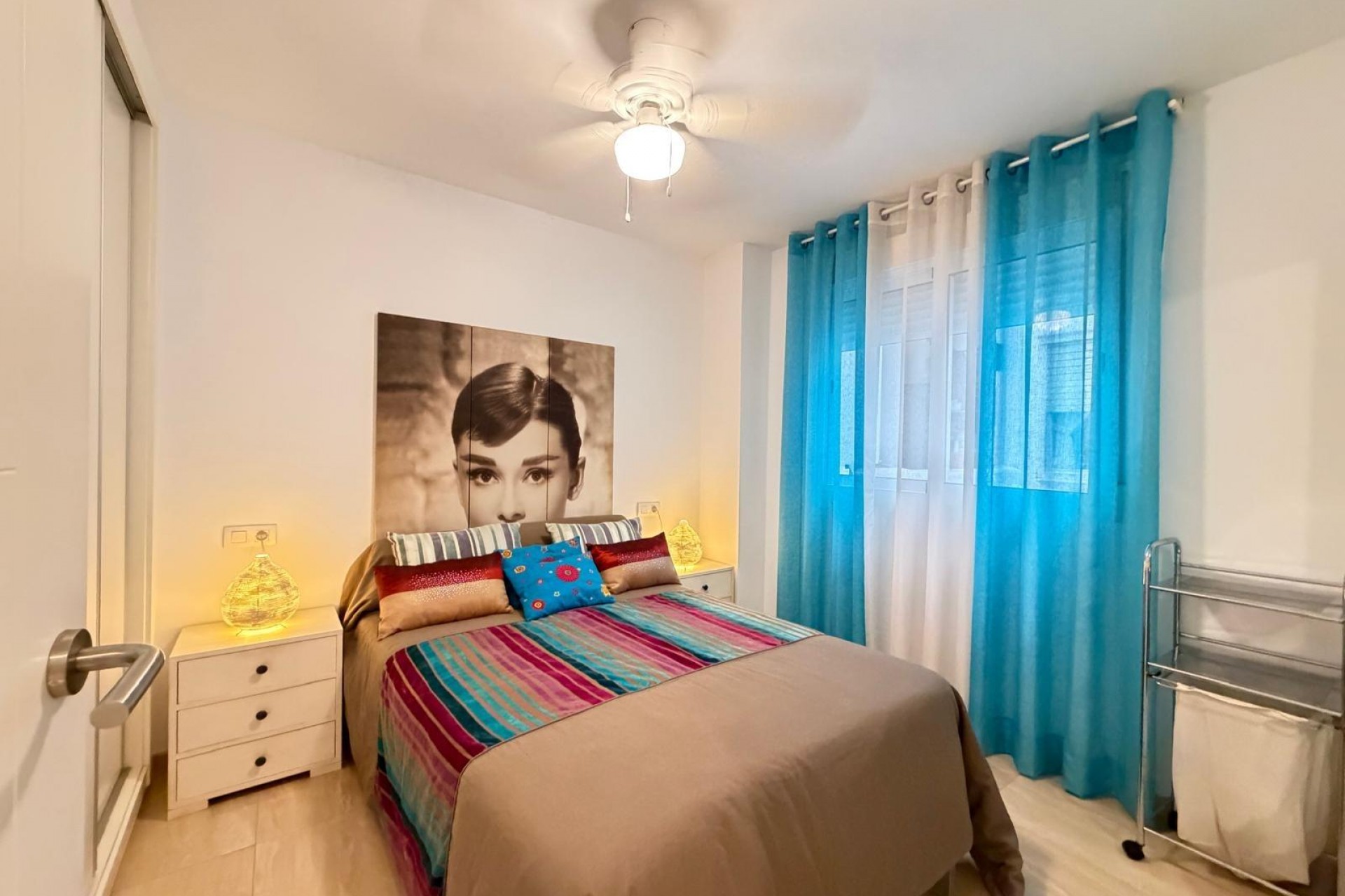 Resale - Apartment -
Torrevieja - Paseo Maritimo