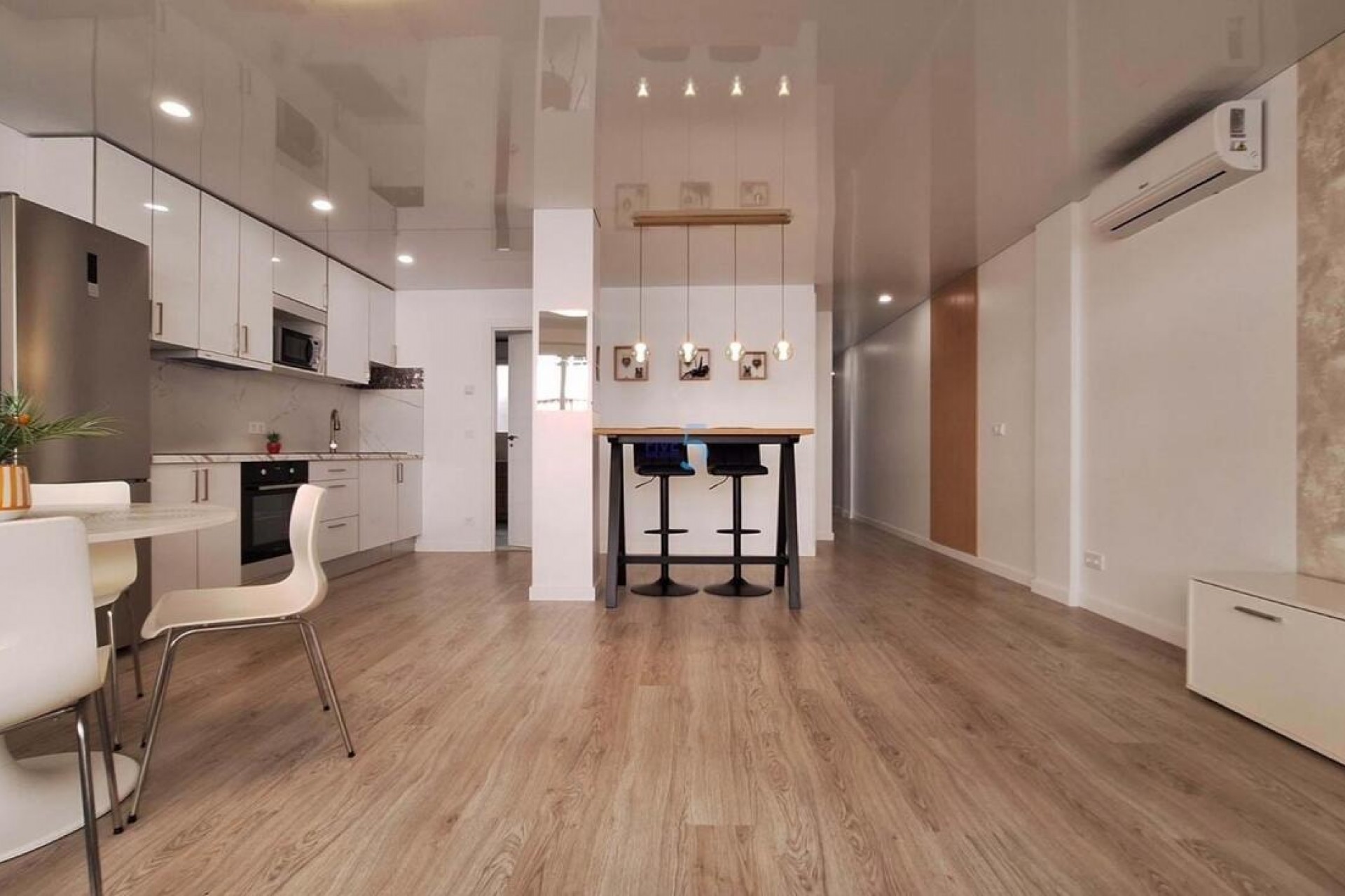 Resale - Apartment -
Torrevieja - Playa Acecion