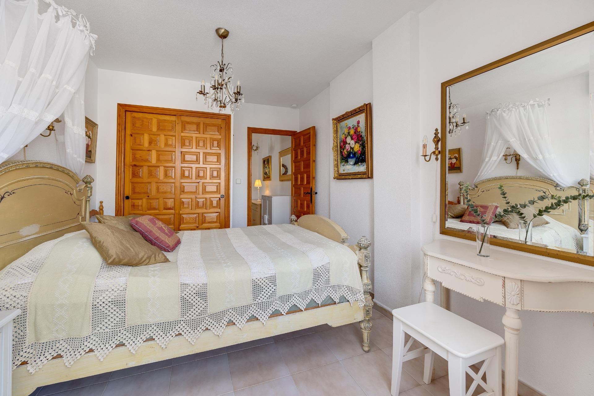 Resale - Apartment -
Torrevieja - Playa de los Locos