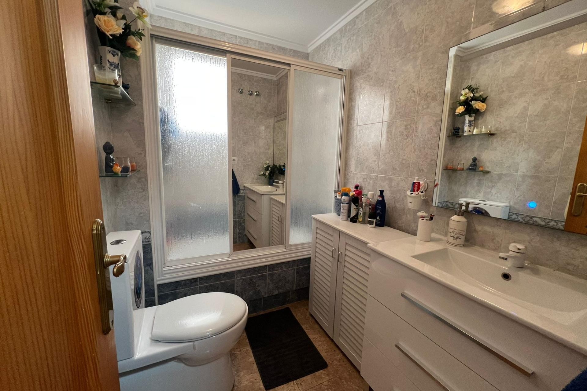 Resale - Apartment -
Torrevieja - Playa de los Locos