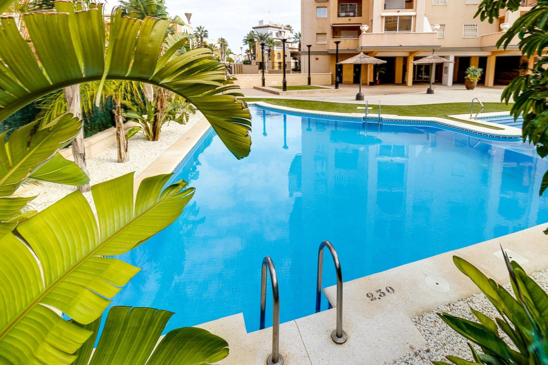 Resale - Apartment -
Torrevieja - Playa de los Locos