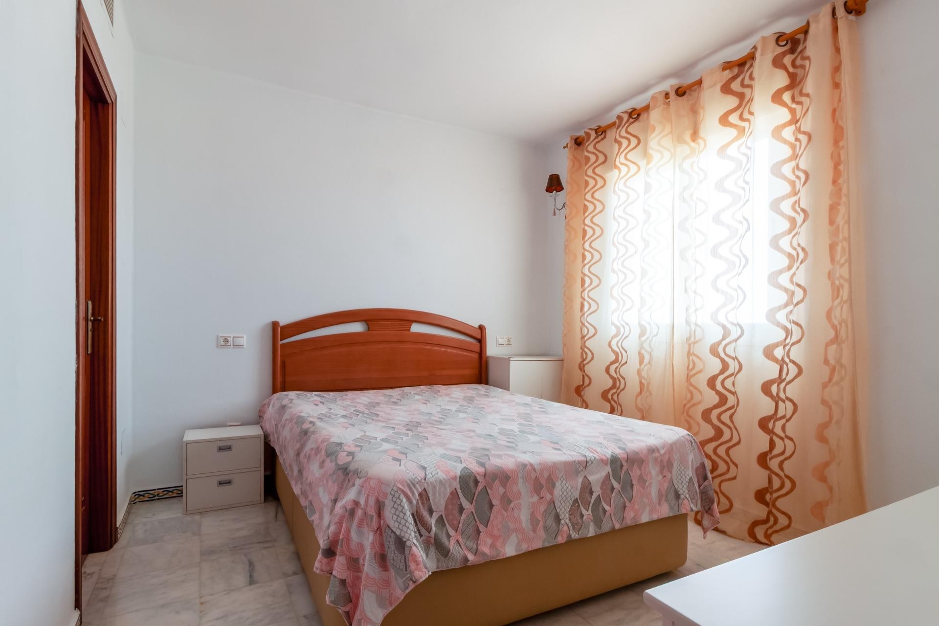 Resale - Apartment -
Torrevieja - Playa de los Locos