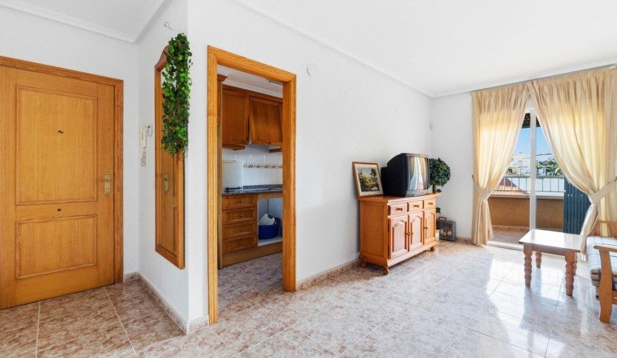 Resale - Apartment -
Torrevieja - Playa de los Locos