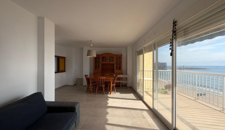 Resale - Apartment -
Torrevieja - Playa de los Locos
