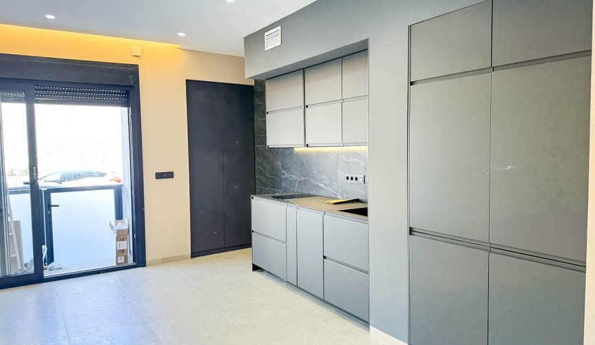 Resale - Apartment -
Torrevieja - Playa de los Locos