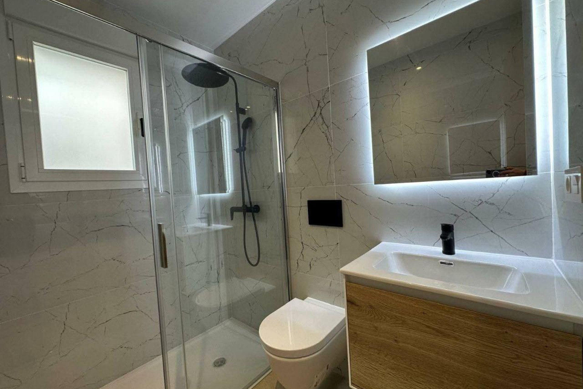 Resale - Apartment -
Torrevieja - Playa de los Locos