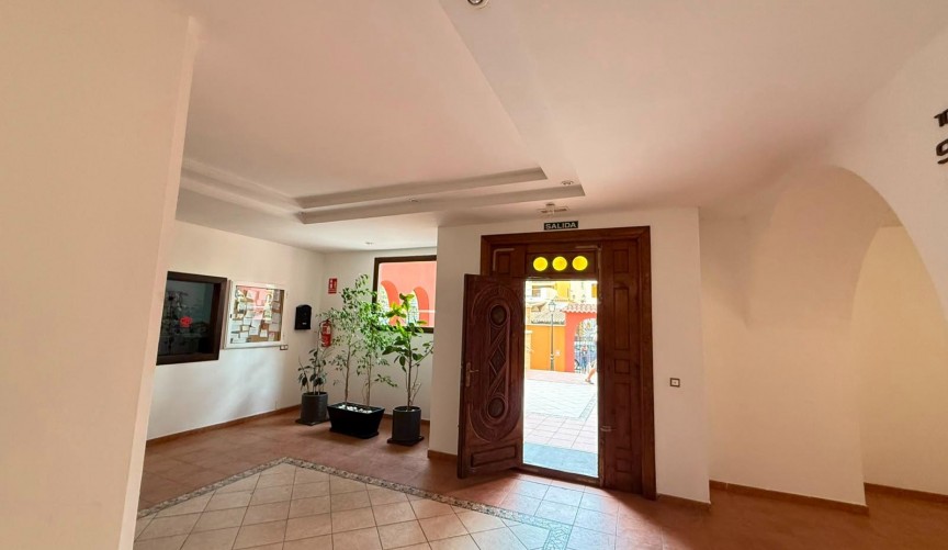 Resale - Apartment -
Torrevieja - Playa de los Locos
