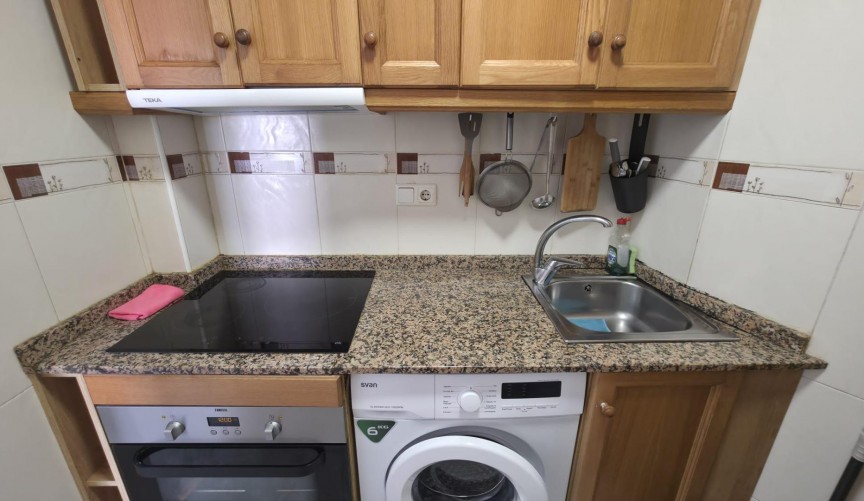 Resale - Apartment -
Torrevieja - Playa de los Locos