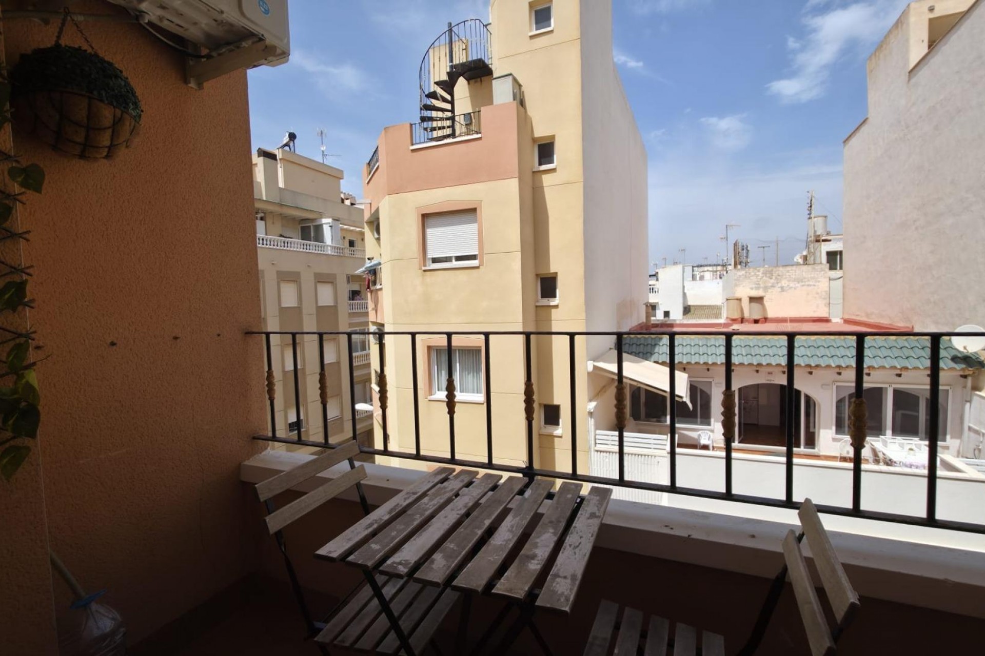 Resale - Apartment -
Torrevieja - Playa de los Locos