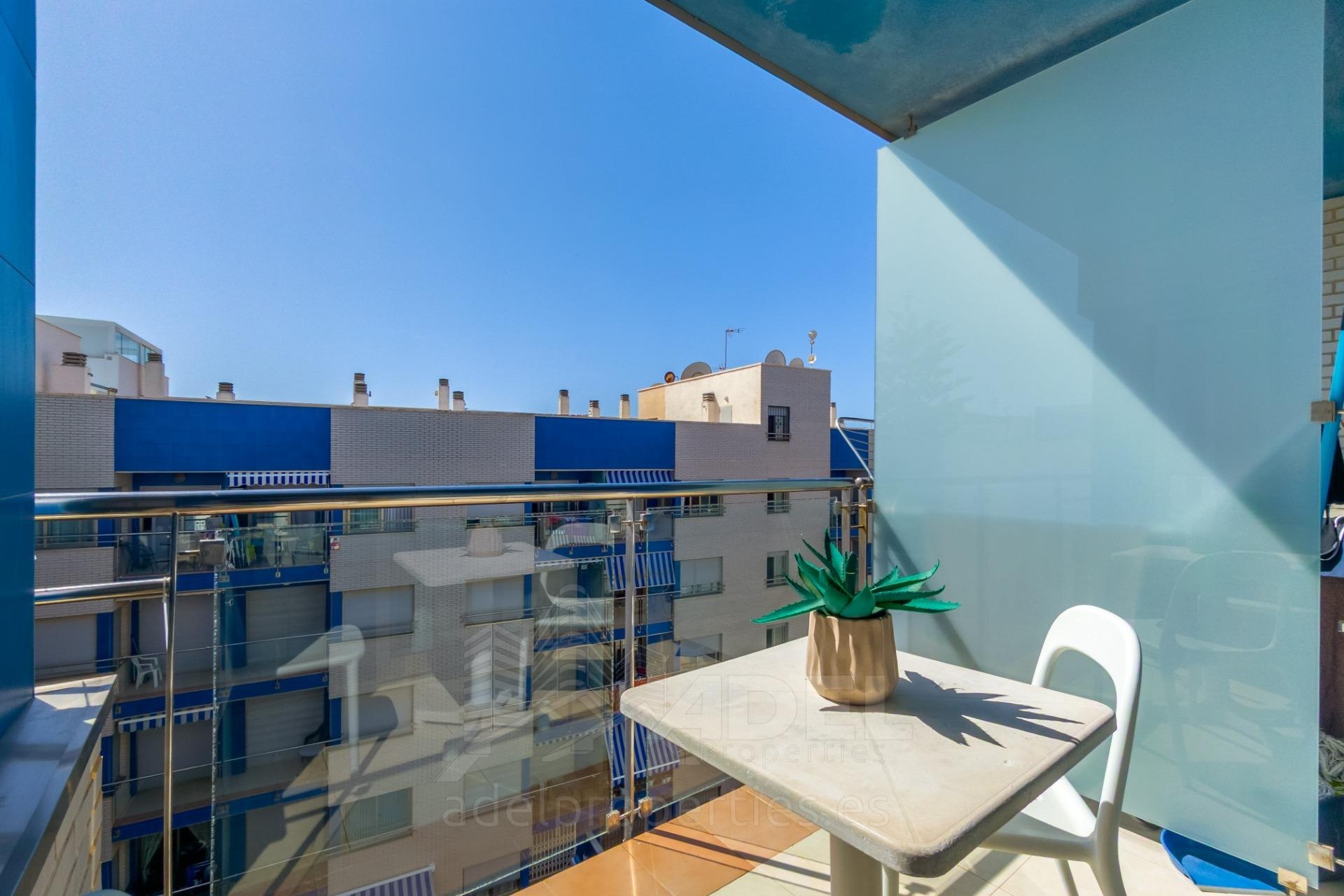 Resale - Apartment -
Torrevieja - Playa de los Locos