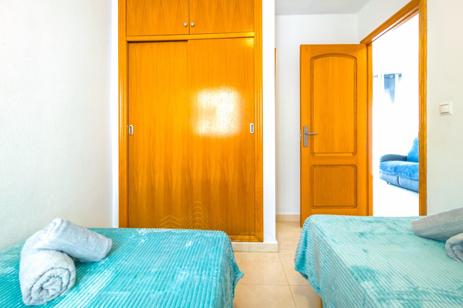 Resale - Apartment -
Torrevieja - Playa de los Locos