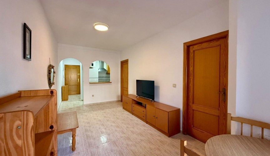 Resale - Apartment -
Torrevieja - Playa de los Locos