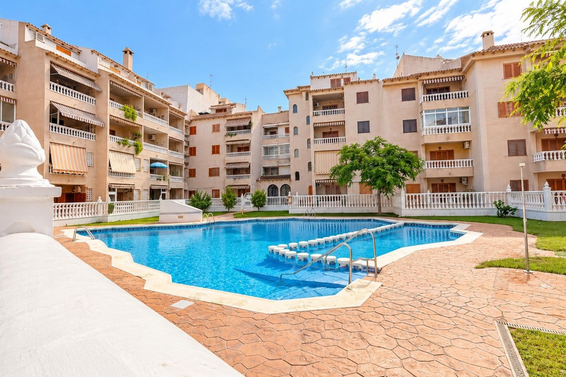 Resale - Apartment -
Torrevieja - Playa de los Locos