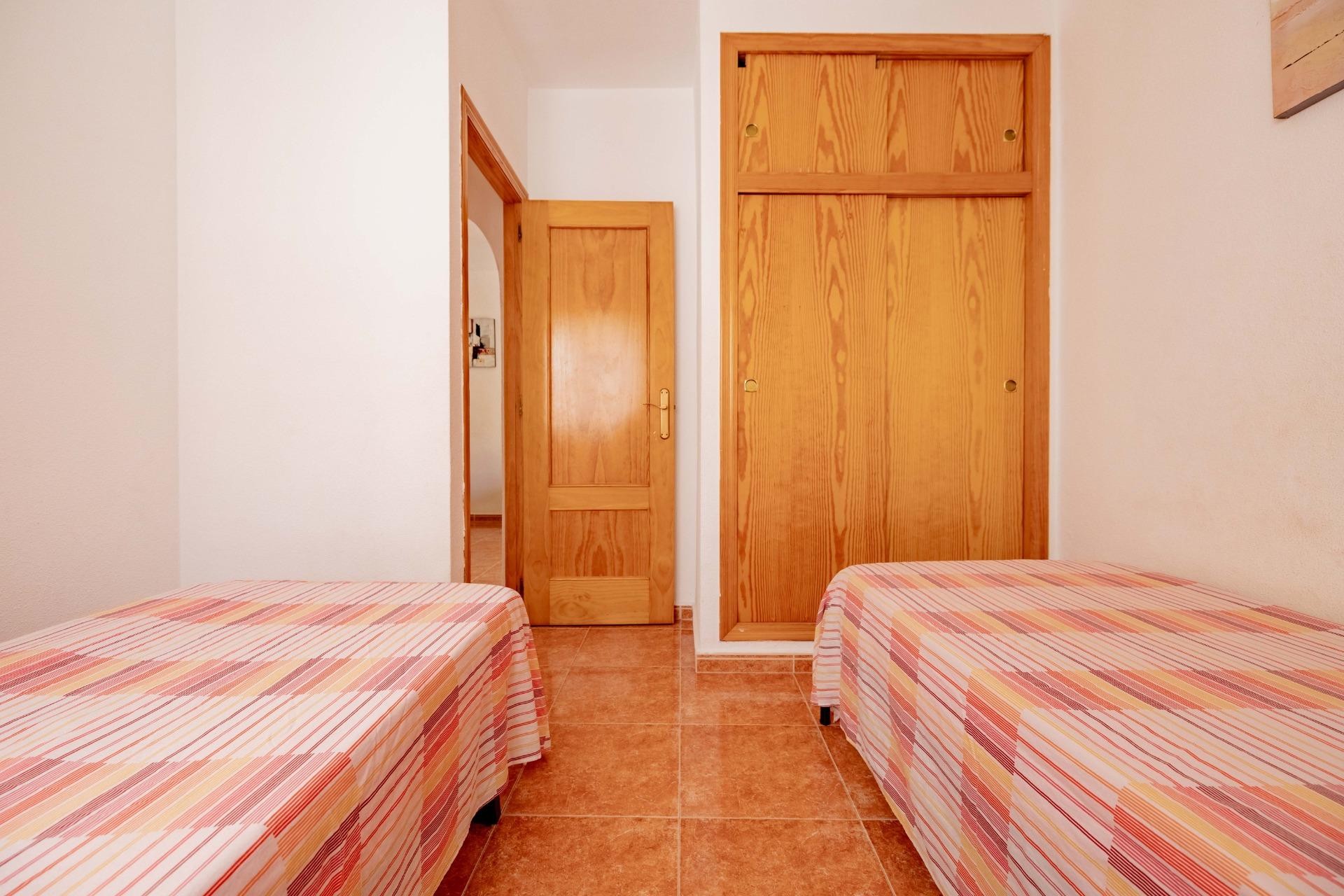 Resale - Apartment -
Torrevieja - Playa de los Locos