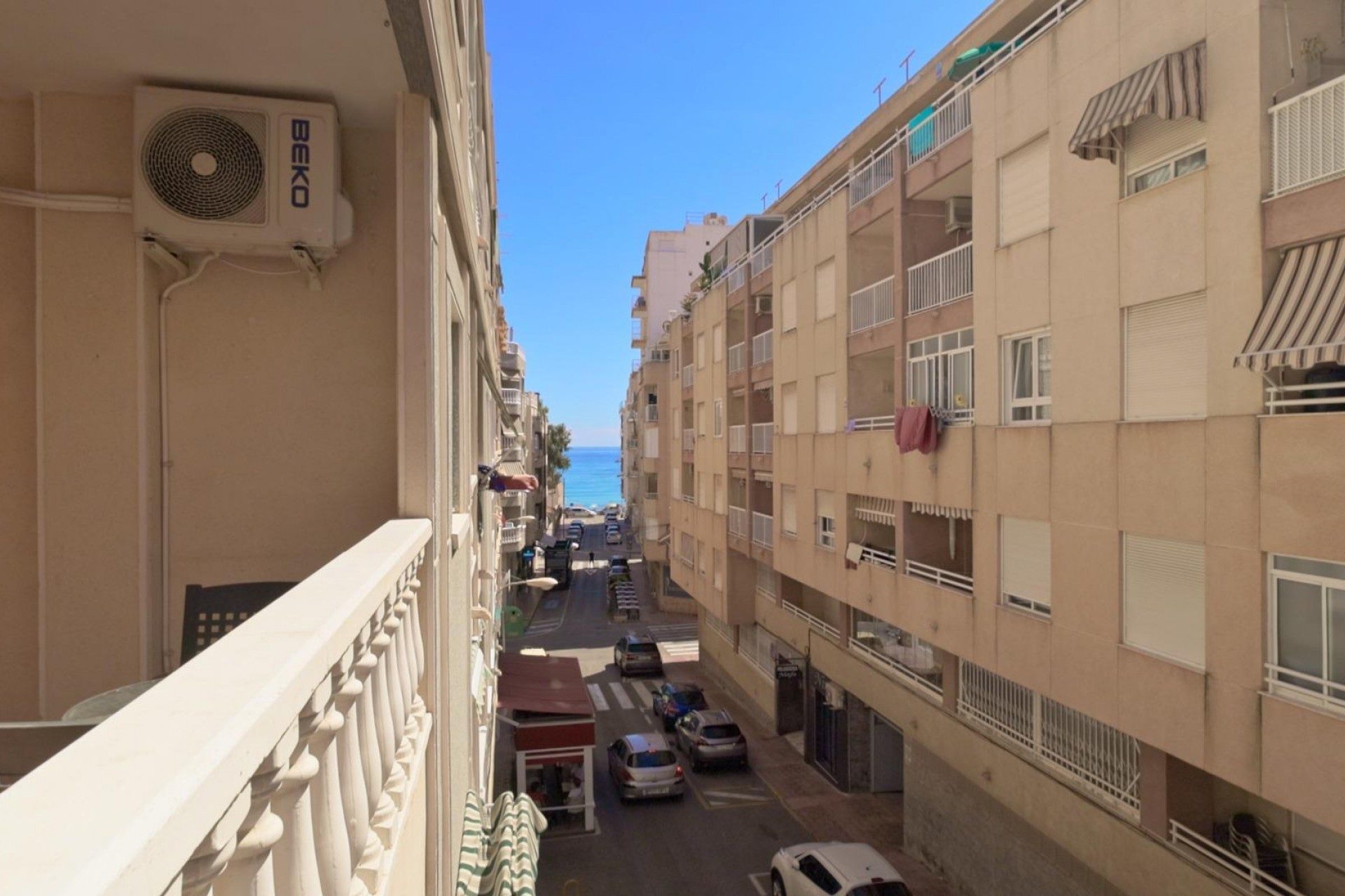 Resale - Apartment -
Torrevieja - Playa de los Locos