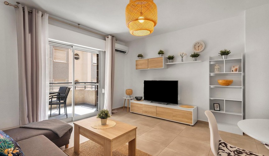 Resale - Apartment -
Torrevieja - Playa de los Locos