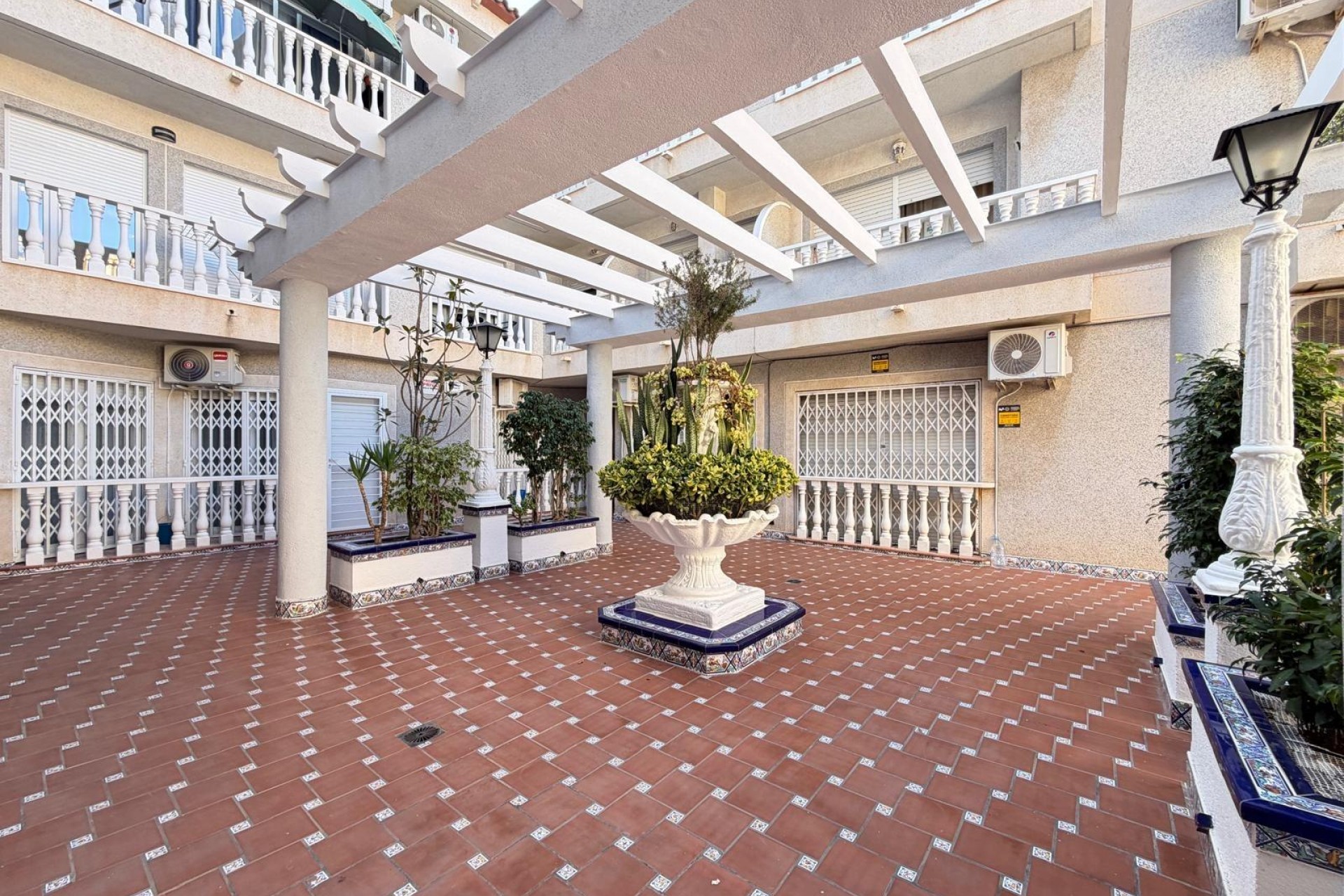 Resale - Apartment -
Torrevieja - Playa de los Locos