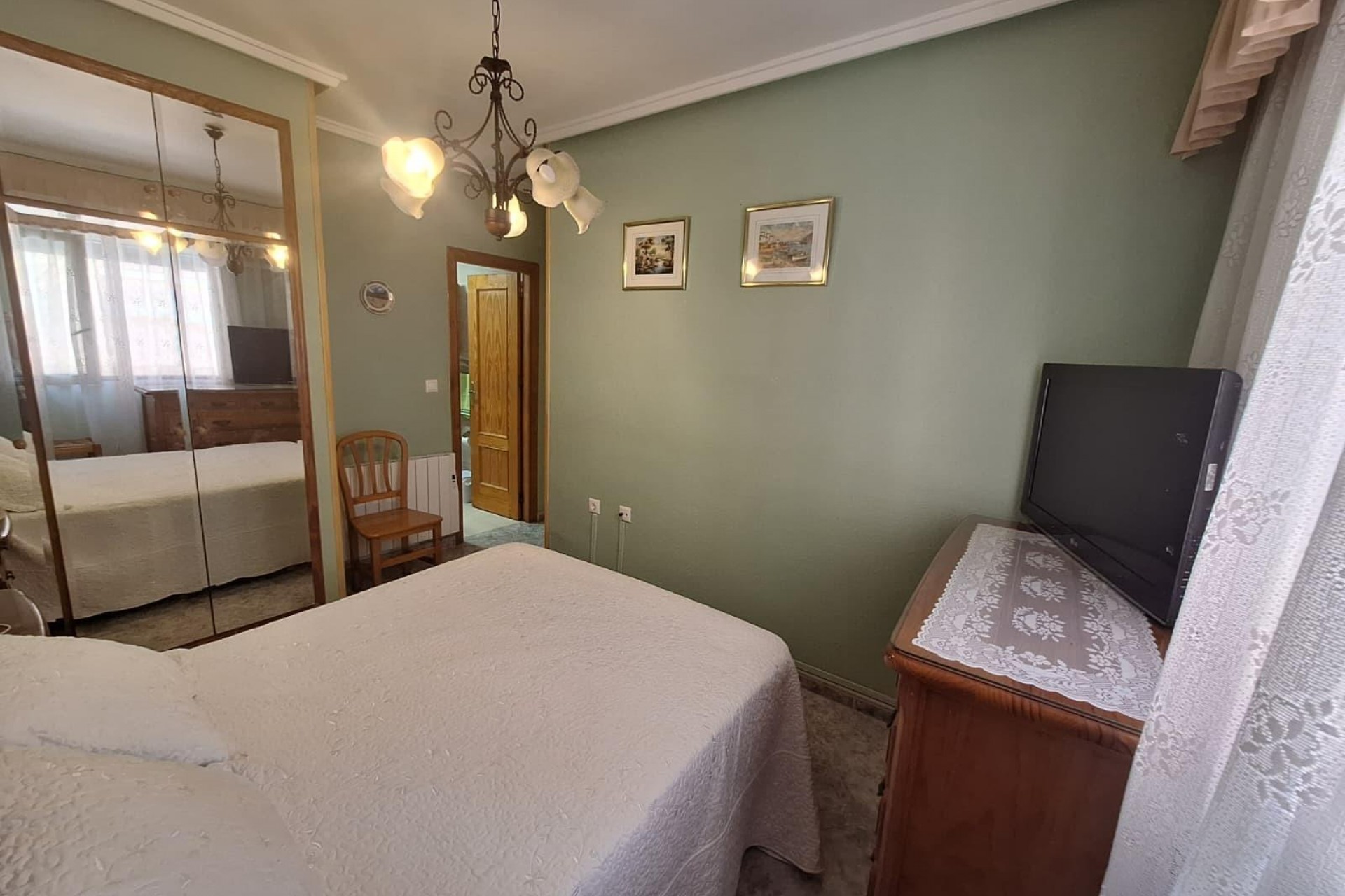 Resale - Apartment -
Torrevieja - Playa de los Locos