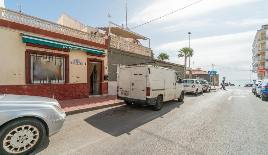 Resale - Apartment -
Torrevieja - Playa De Los Naufragos