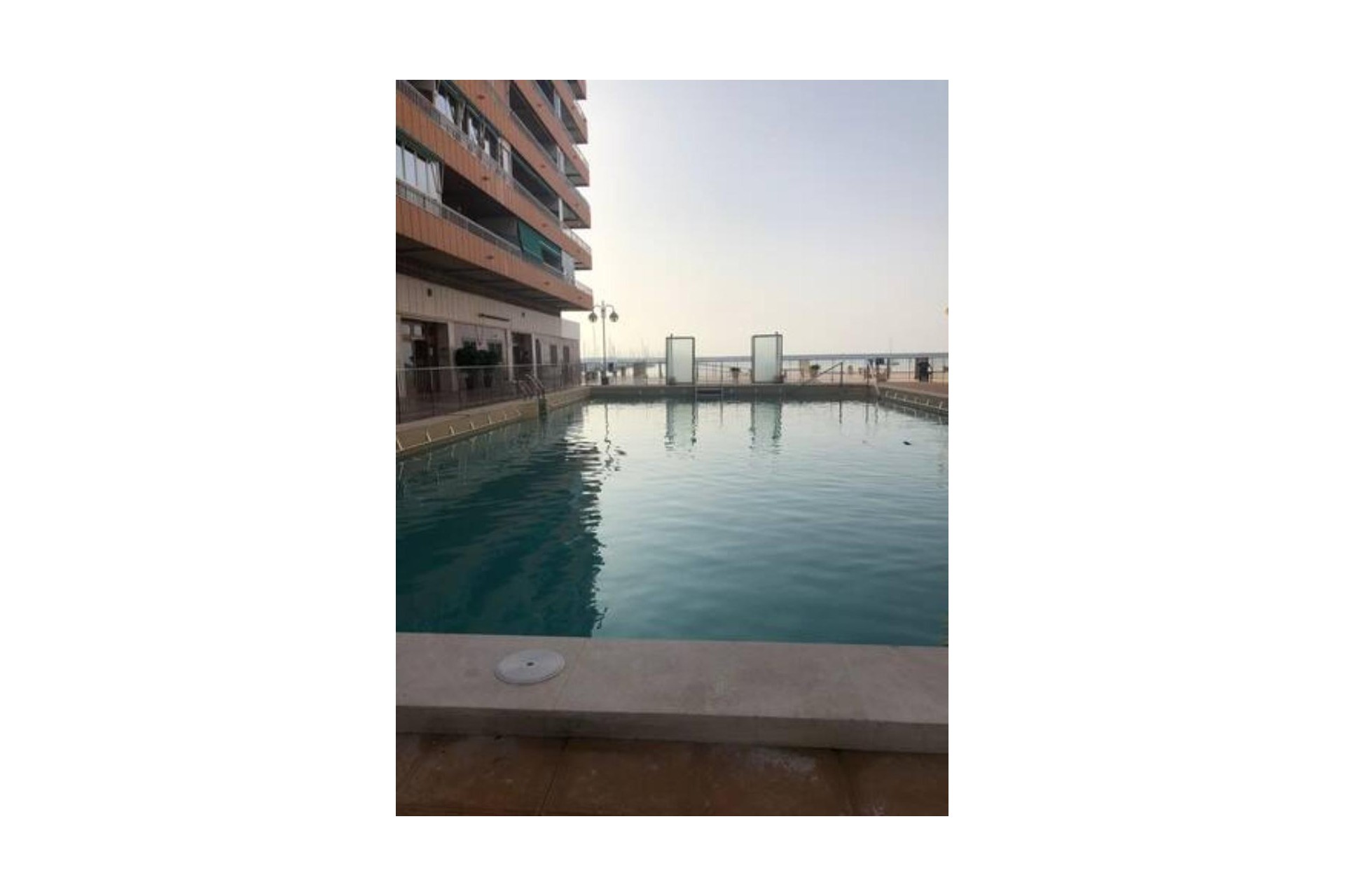 Resale - Apartment -
Torrevieja - Playa De Los Naufragos