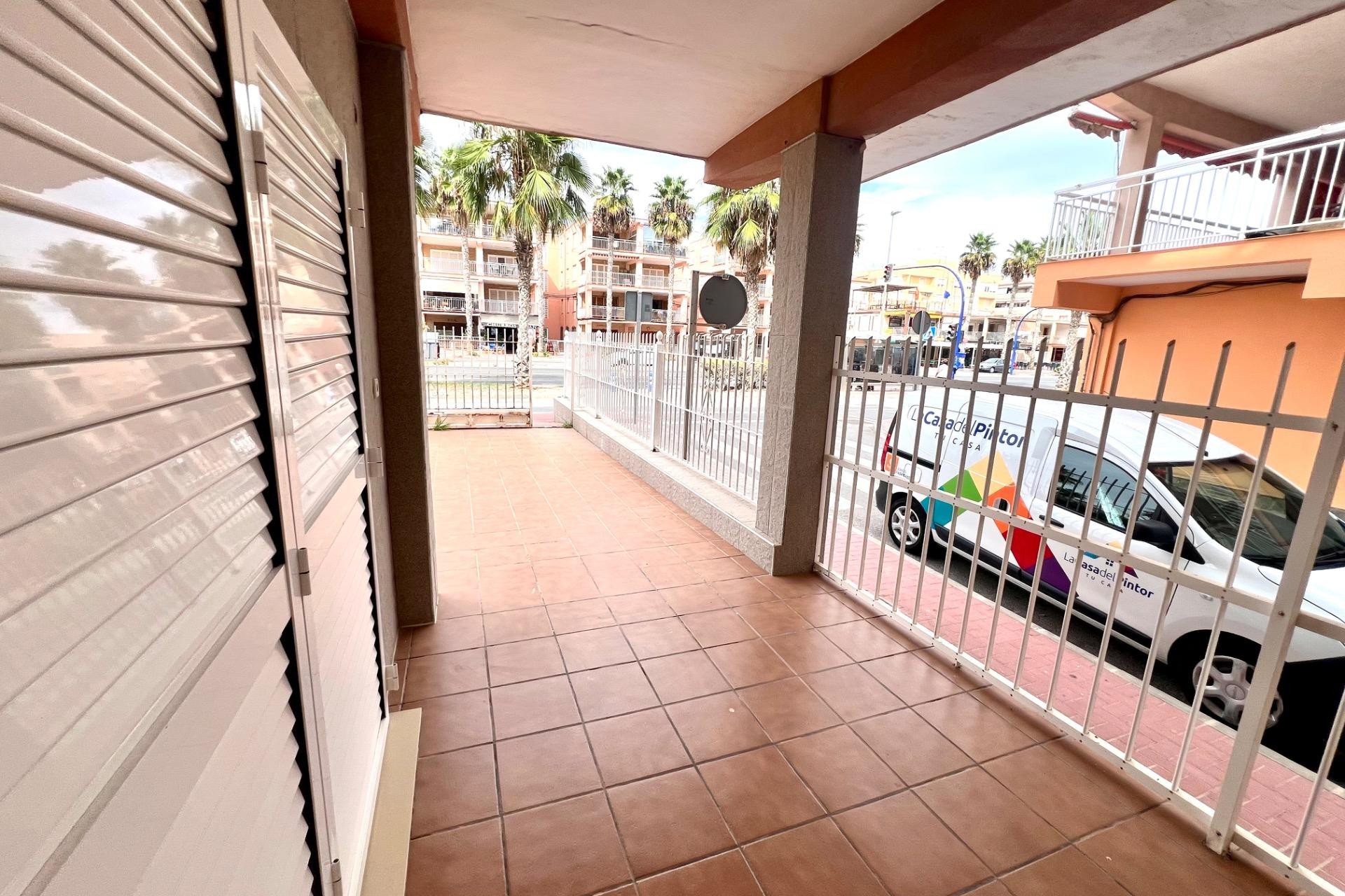 Resale - Apartment -
Torrevieja - Playa De Los Naufragos