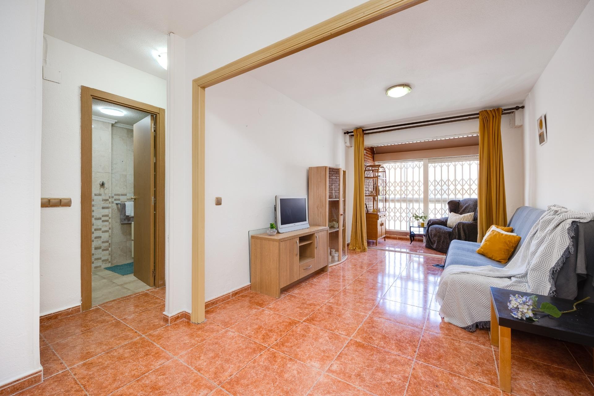 Resale - Apartment -
Torrevieja - Playa De Los Naufragos