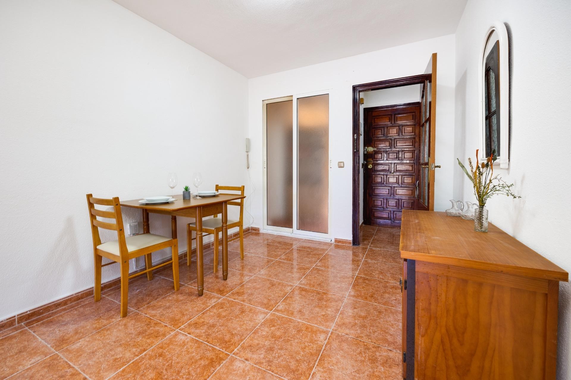Resale - Apartment -
Torrevieja - Playa De Los Naufragos