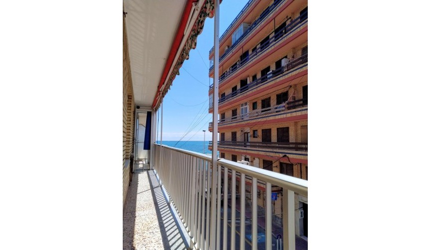 Resale - Apartment -
Torrevieja - Playa De Los Naufragos
