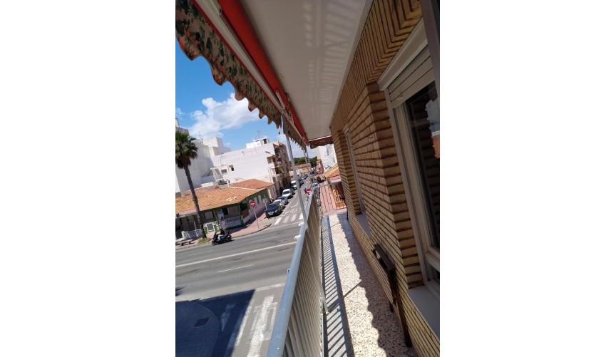 Resale - Apartment -
Torrevieja - Playa De Los Naufragos